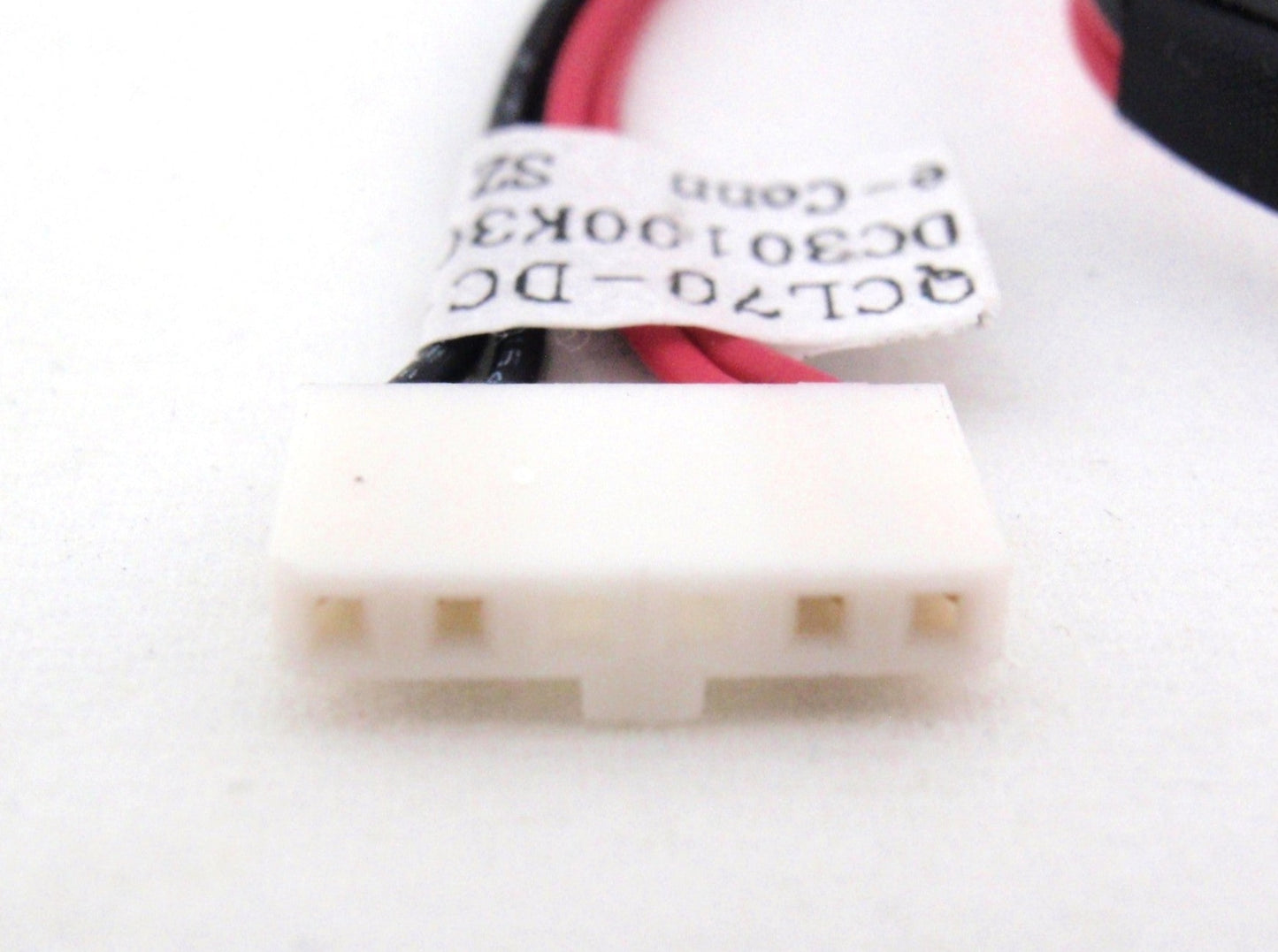 <span data-mce-fragment="1">ASUS New DC In Power Jack Charging Port Connector Cable QCL70 </span><span data-mce-fragment="1">DC30100K300 R700 R700V R700VD R700VJ R700VM DC30100I000</span>