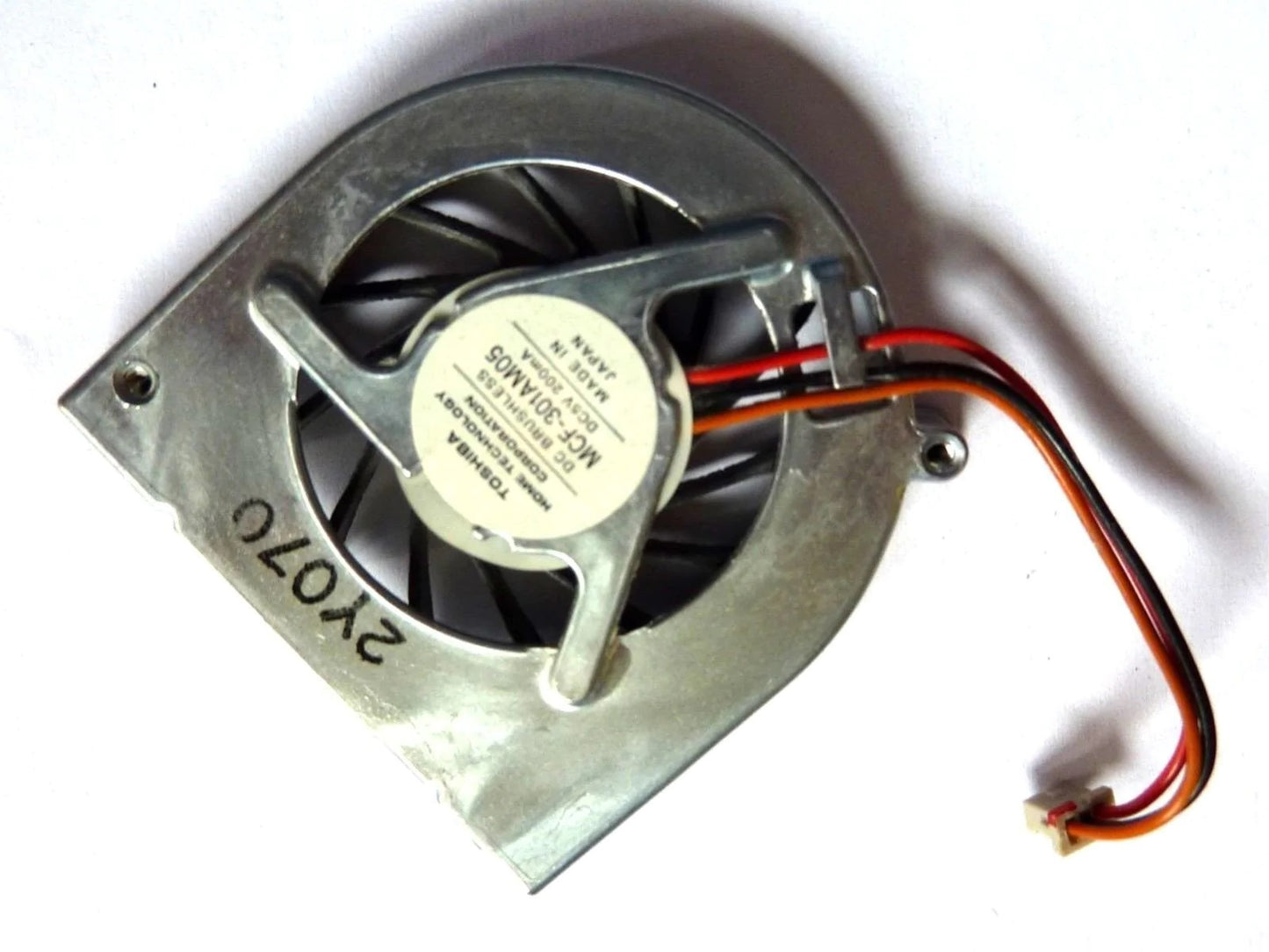 Fujitsu Laptop CPU Cooling Fan for LifeBook P7010 S2020 S5582 S6010 S6120 S6120D S6130 S7011 Stylistic ST4110 ST4121 MCF-301AM05 CA49008-0121 New