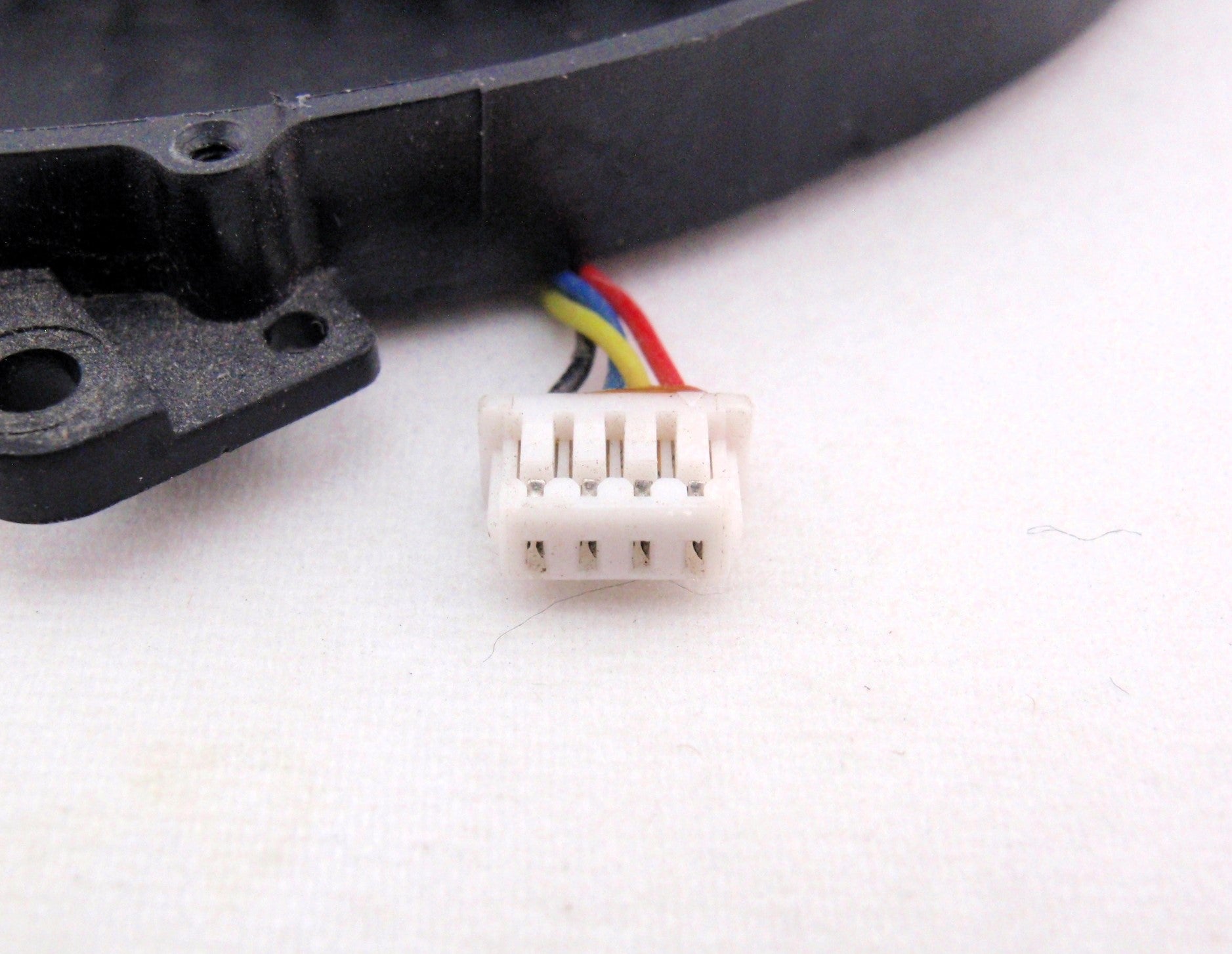 New Laptop CPU Cooling Fan for Dell Latitude 5570 E5570 Precision 3510 M3510 P48F 4CN35 04CN35 EG50060S1-C240-S9A AT1E002ZCL DFS602205M30T FGLG DC5V